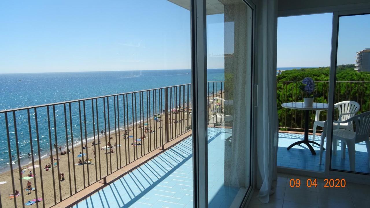 Apartament La Vista Bonica Бланес Екстериор снимка