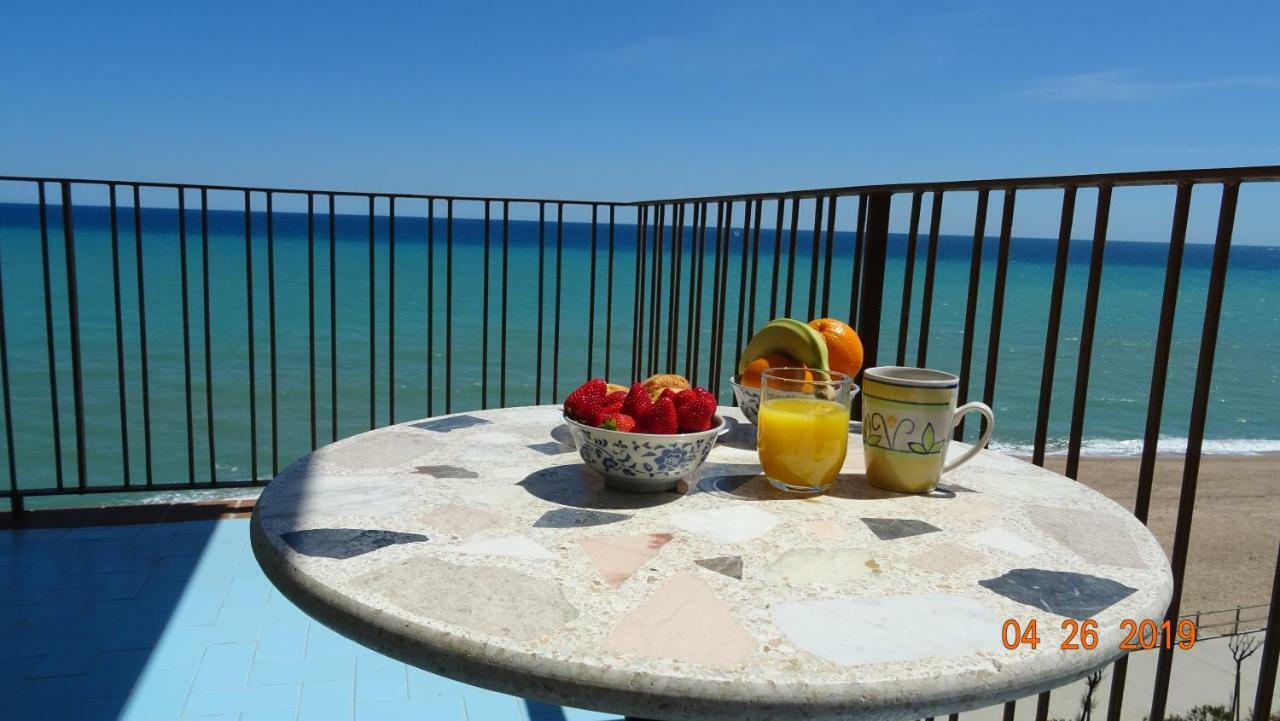 Apartament La Vista Bonica Бланес Екстериор снимка