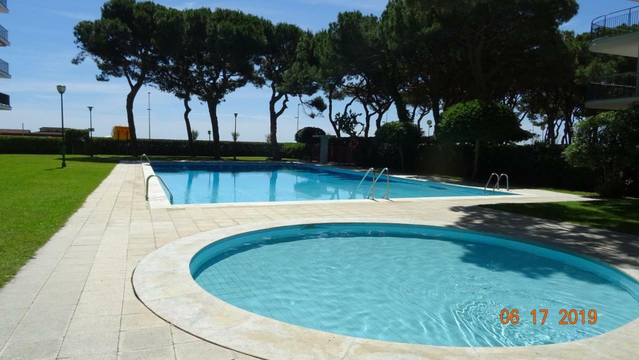 Apartament La Vista Bonica Бланес Екстериор снимка